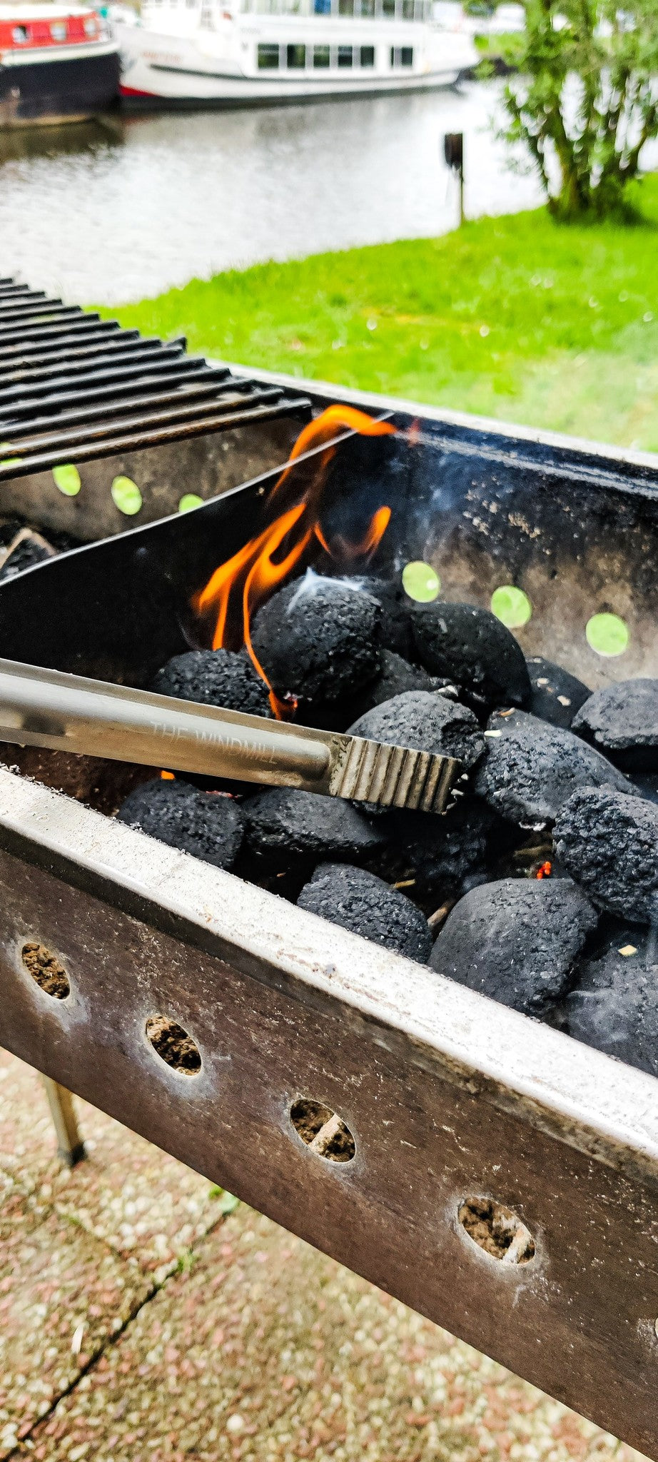 The Windmill Premium South African Briquettes freeshipping - %s Brikette hopname%